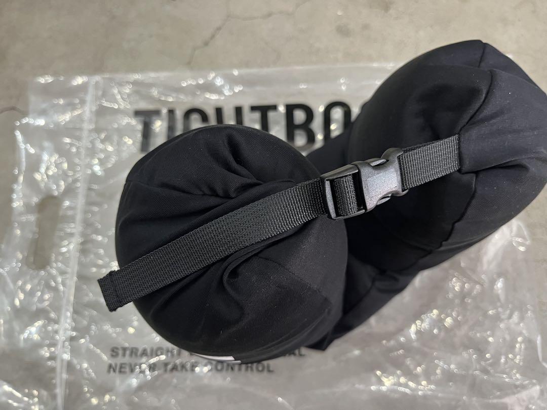 快適グッズ・旅行小物 TIGHTBOOTH LOGO NECK PILLOW