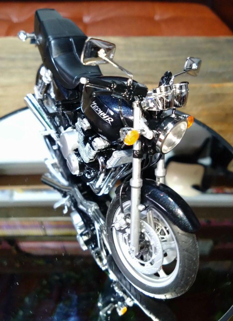アオシマ1/12　カワサキゼファー　ZR400C ZEPHYR89組み立塗装済み