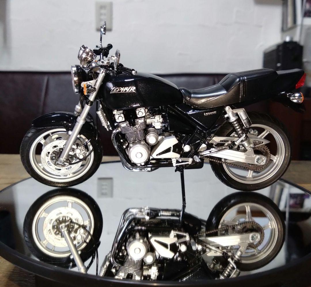 アオシマ1/12　カワサキゼファー　ZR400C ZEPHYR89組み立塗装済み
