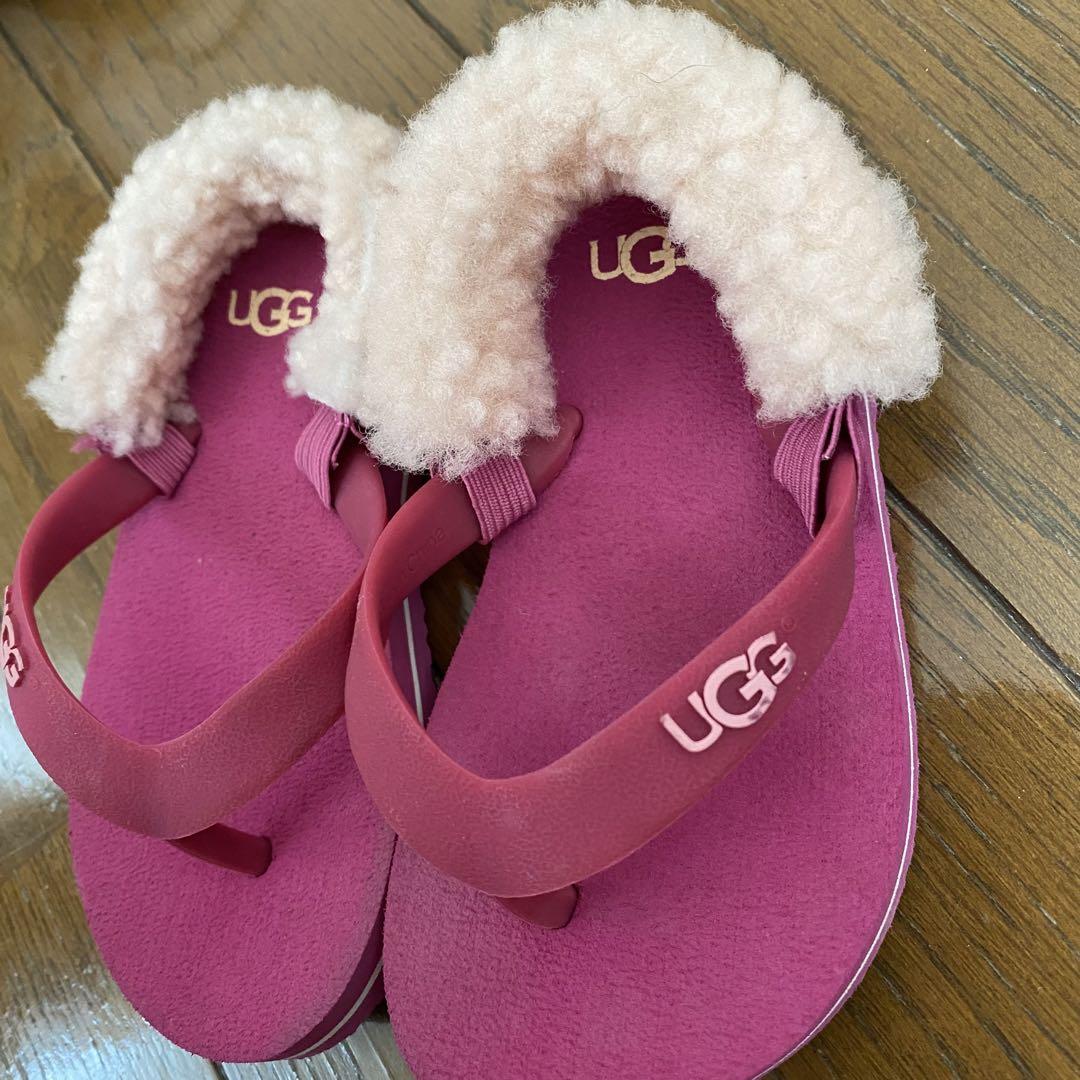 大人もOK:キッズ用】アグUGG スポーツサンダル (UGG/キッズ