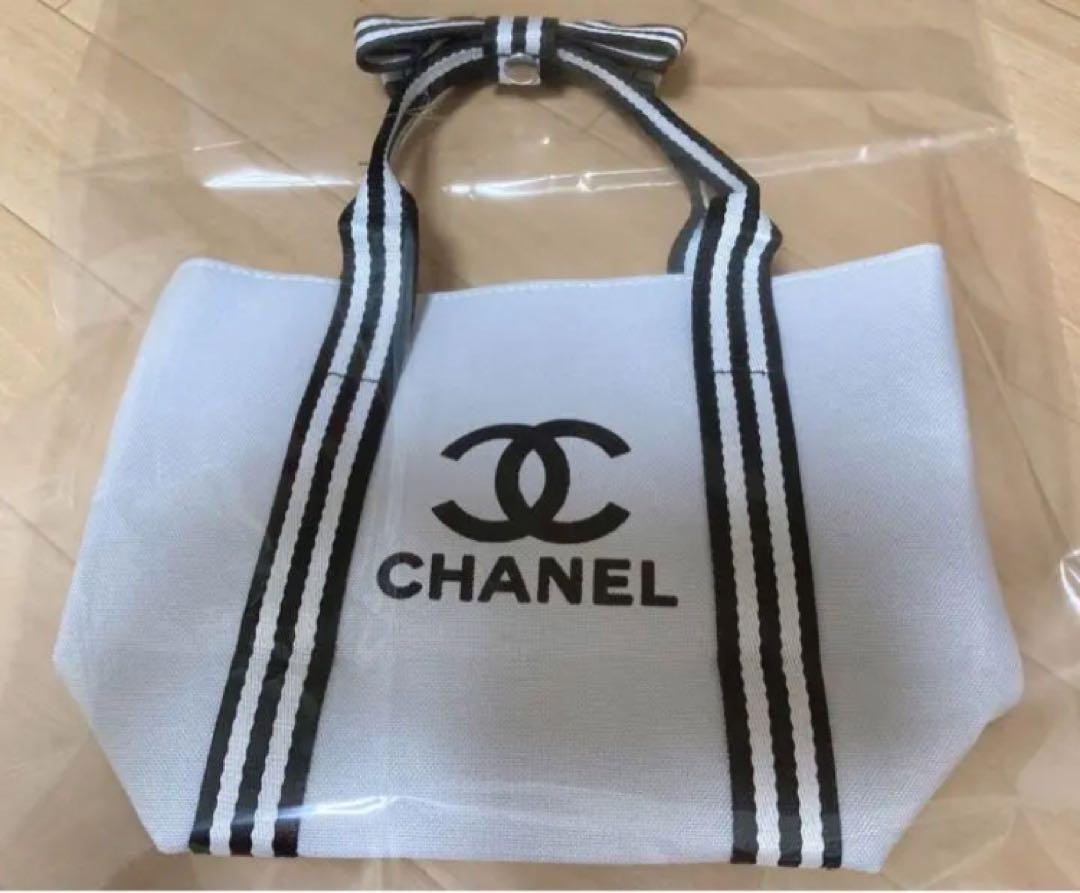 シャネル CHANEL ノベルティ リボントートバッグ 黒