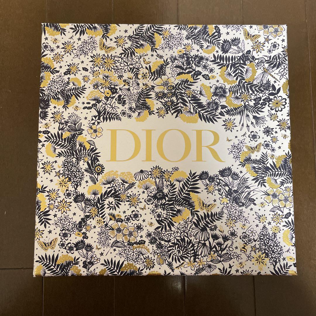 Dior ディオール ギフトボックス(空箱) ※5/2までの限定お値下げ