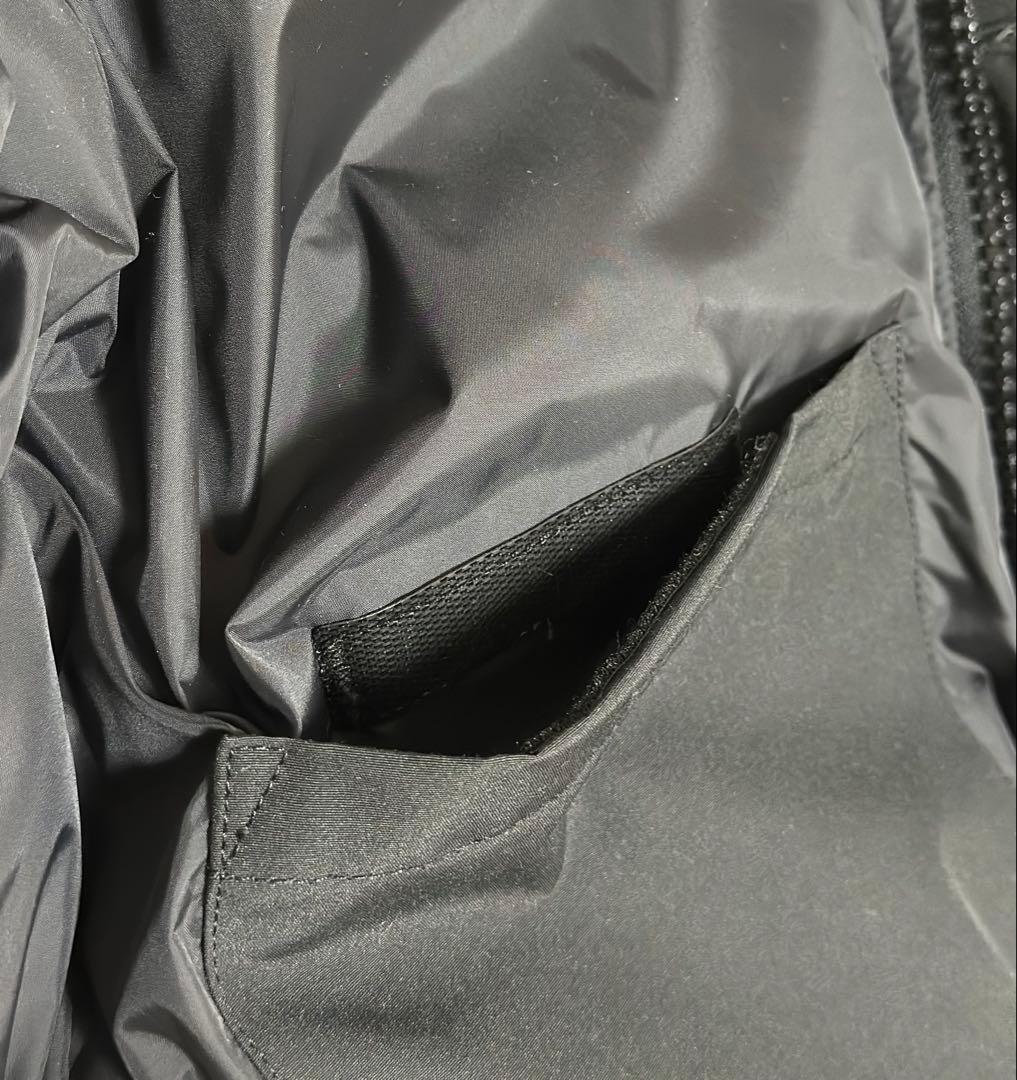 極美品CANADAGOOSEカナダグース 2301JM ブラックS 希少 極美品CANADAGOOSEカナダグース 2301JM ブラックS 希少
