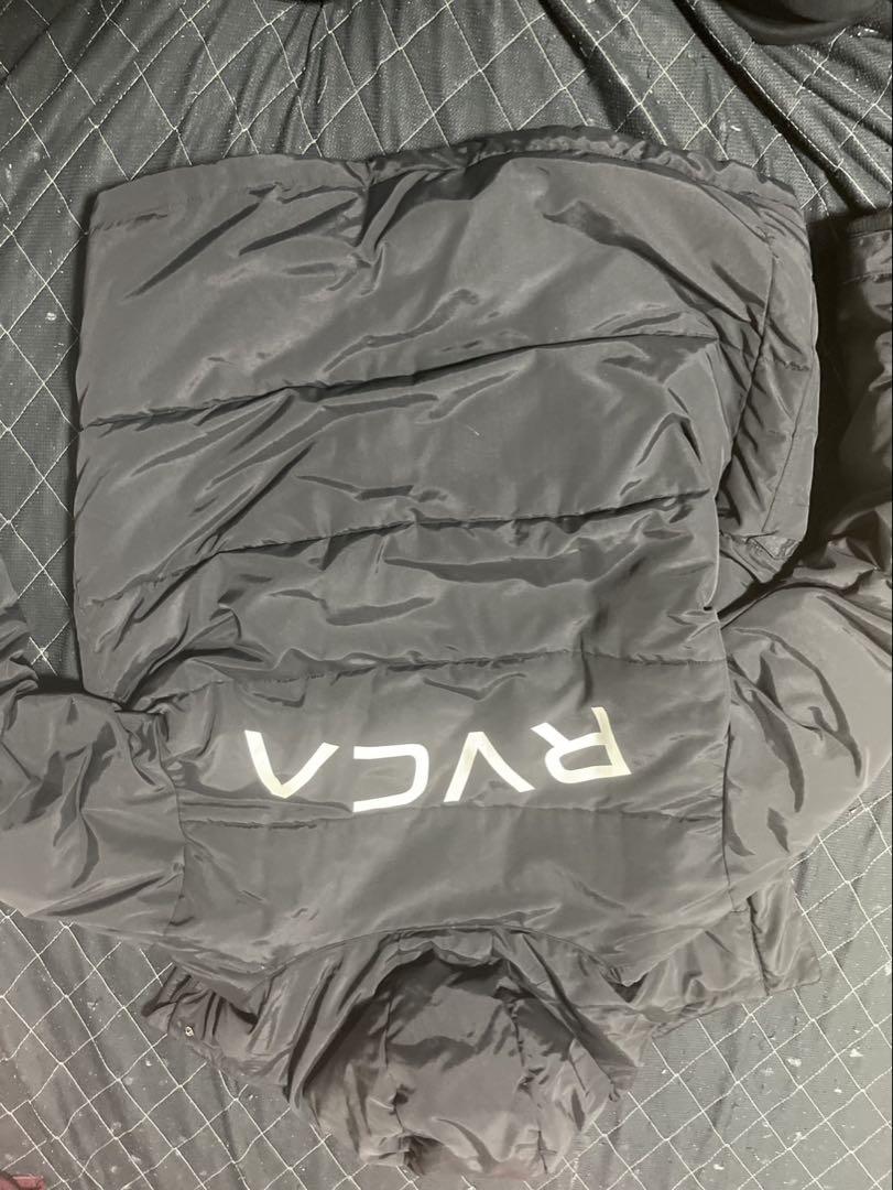 RVCA ダウンジャケット