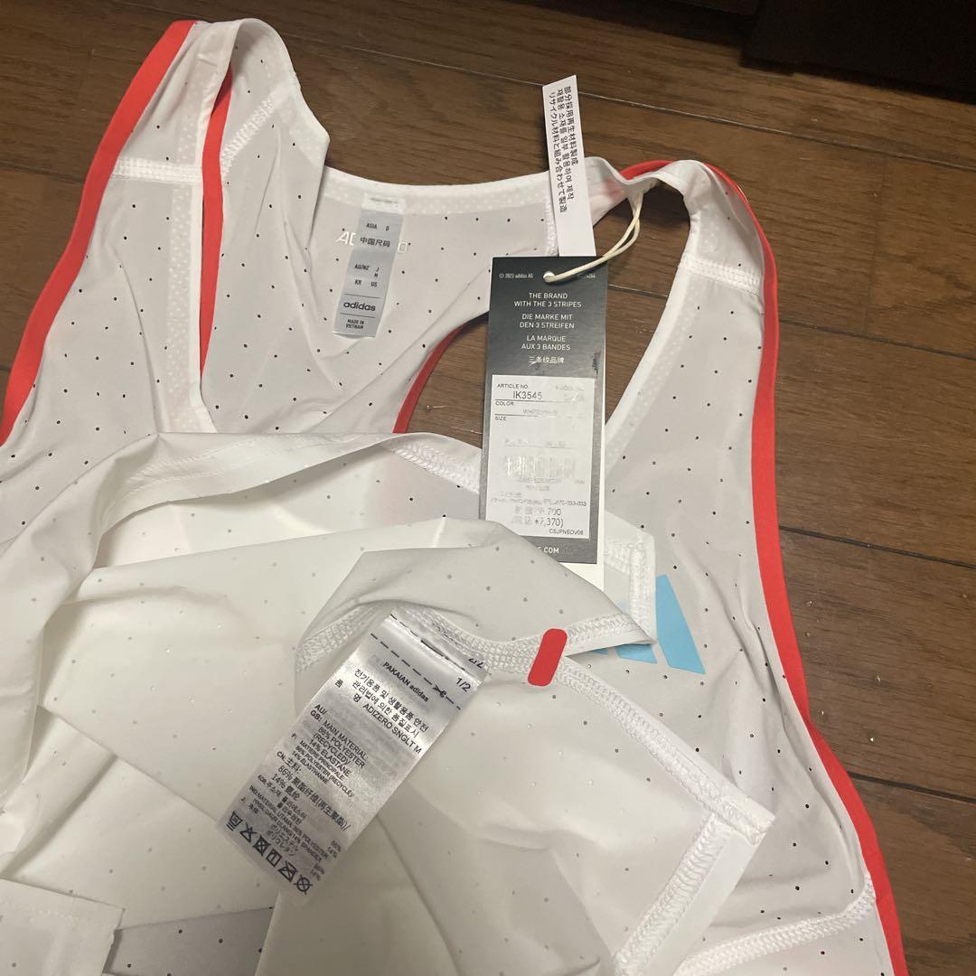 アディゼロ ランニング シングレット　Mサイズ