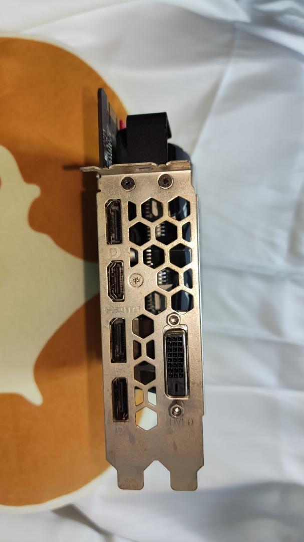 グラフィックボード・グラボ・ビデオカード MSI GeForce GTX 1070 ARMOR 8G OC MSIからGTX1070Ti搭載グラボ｢GeForce GTX 1070 Ti GAMING 8G