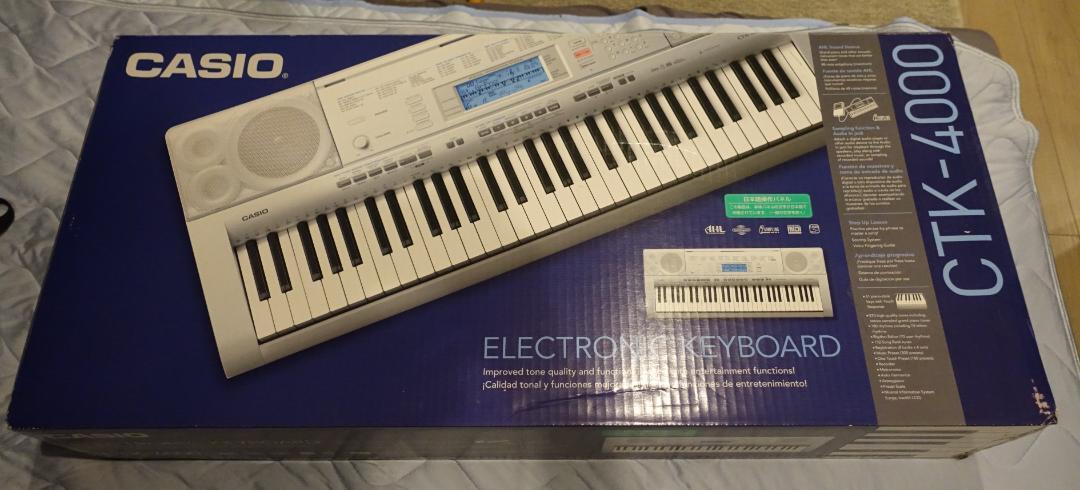 CASIO CTK-4000　キーボード　電子ピアノ