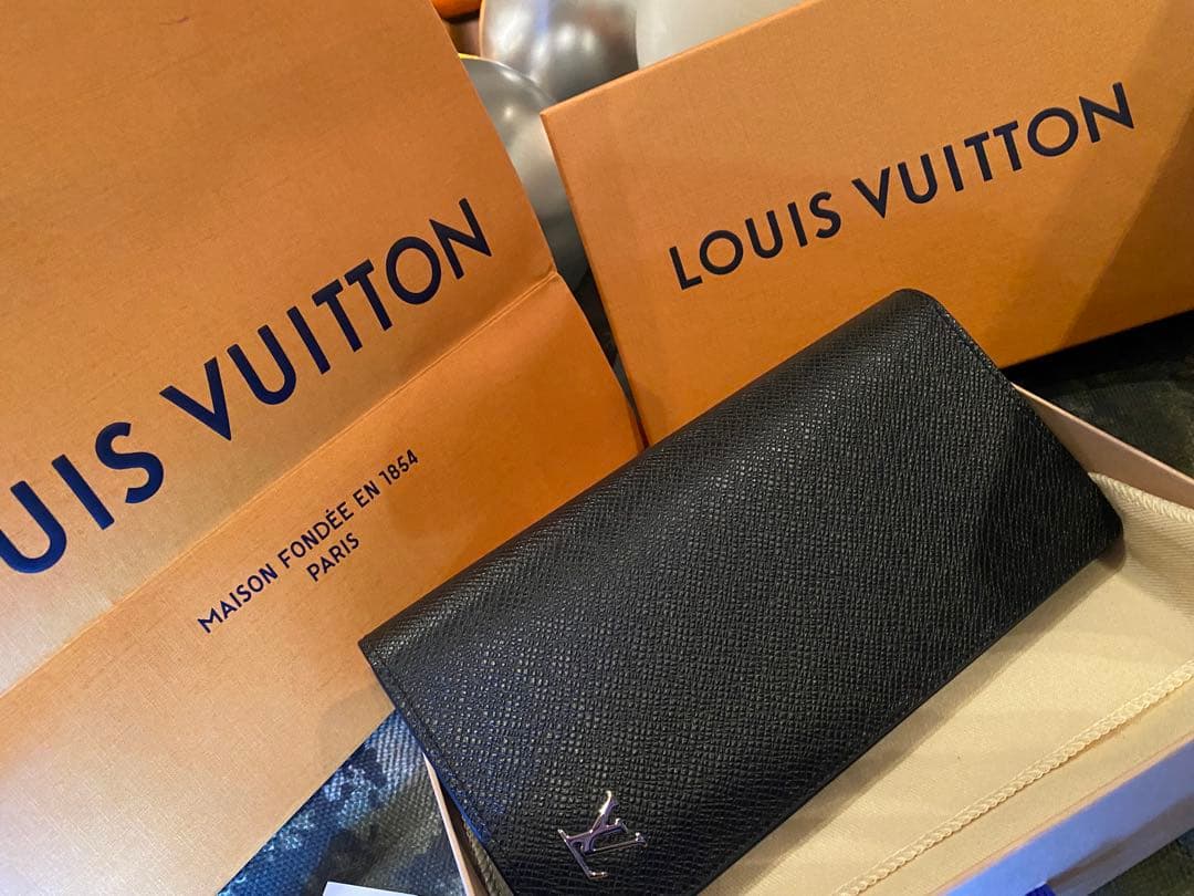 Louis Vuitton ブラック レザー 長財布 Louis Vuitton ブラック レザー 長財布