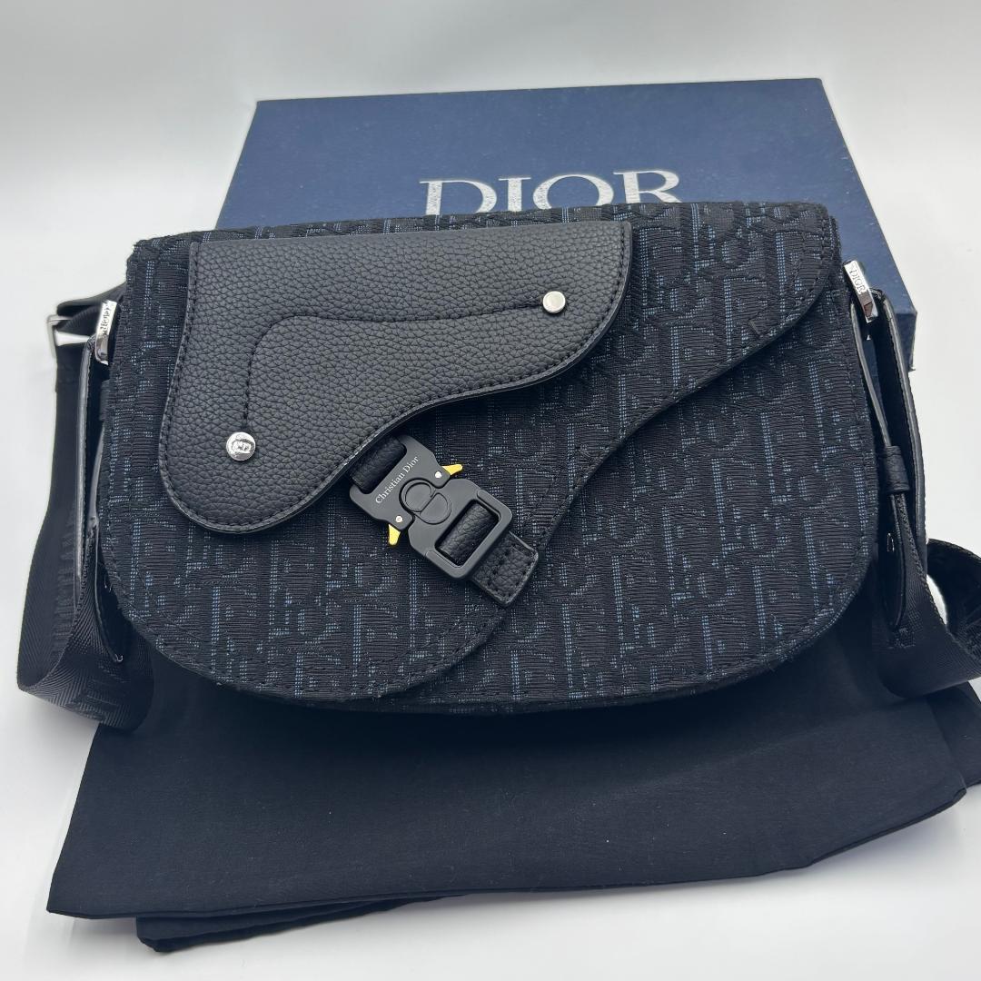 【カッコよさ際立つ♪】Dior メッセンジャーバッグ 大人もOK♪【Dior】メッセンジャーバッグ☆Oblique & Calf Skin