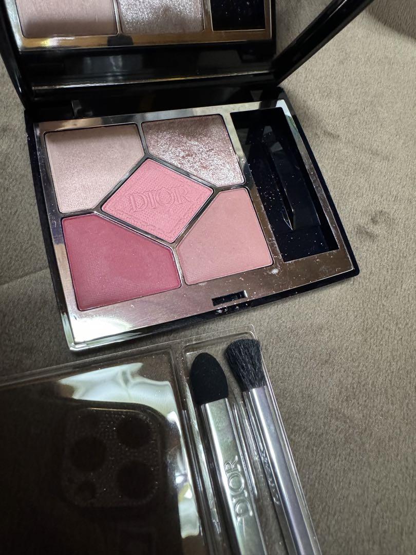 DIOR サンク クルール アイシャドウパレット823
