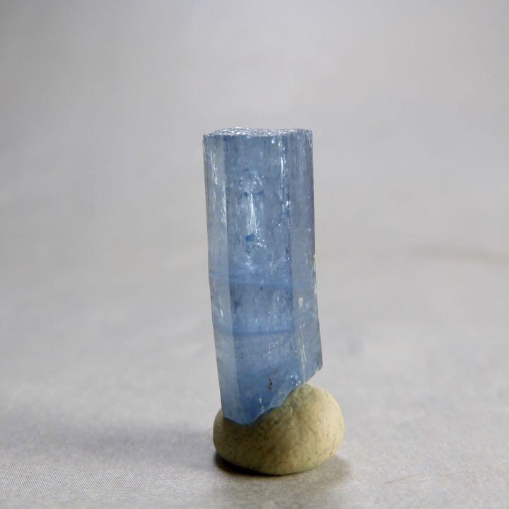 メルカリ - 非加熱 ベトナム産アクアマリン 原石 結晶 10.75ct vaqe2 ...