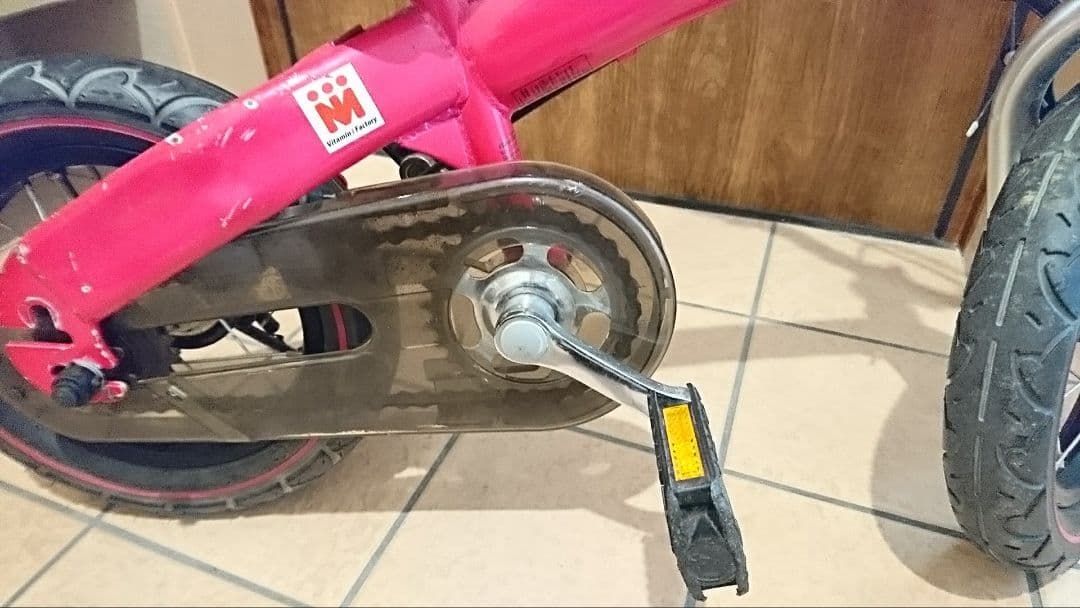 Henshin バランスバイク ピンクやや傷や汚れあり BRIGHTFACE_UK