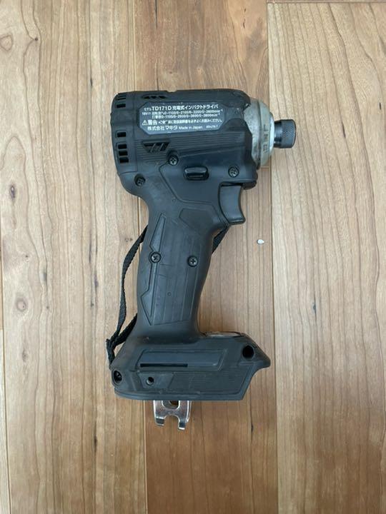 ビット 激安‼︎ 充電式インパクトドライバー 18V 9R035-m23096118978 makita TD171D ったまま