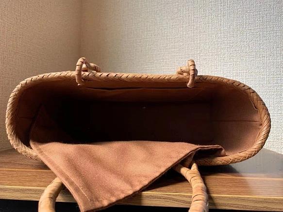 山葡萄籠バッグ　手作り山葡萄かごバッグ　網代編み　細ひご　内布あり　チャーム付き