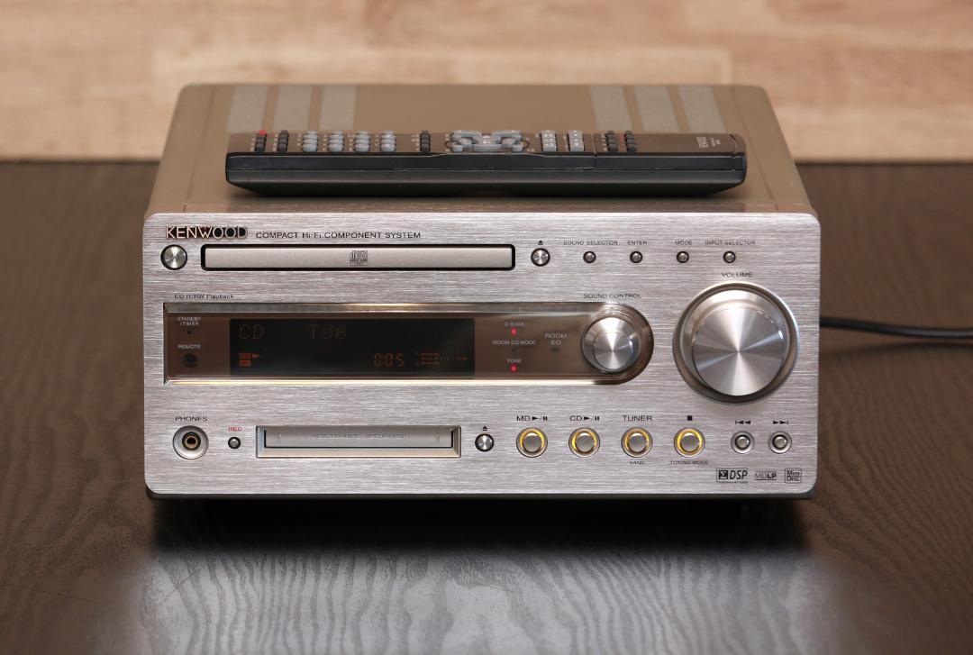 KENWOOD R-K700 CD/MD/TUNER/AMP ミニコンポ  美品 ケンウッド、自動音場補正機能搭載のCD/MDコンポ