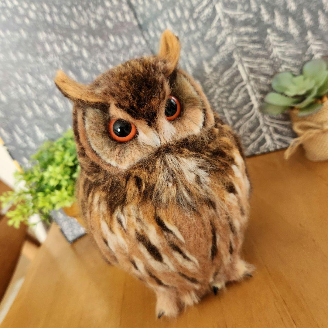 羊毛フェルト フクロウの置物 トラフズク