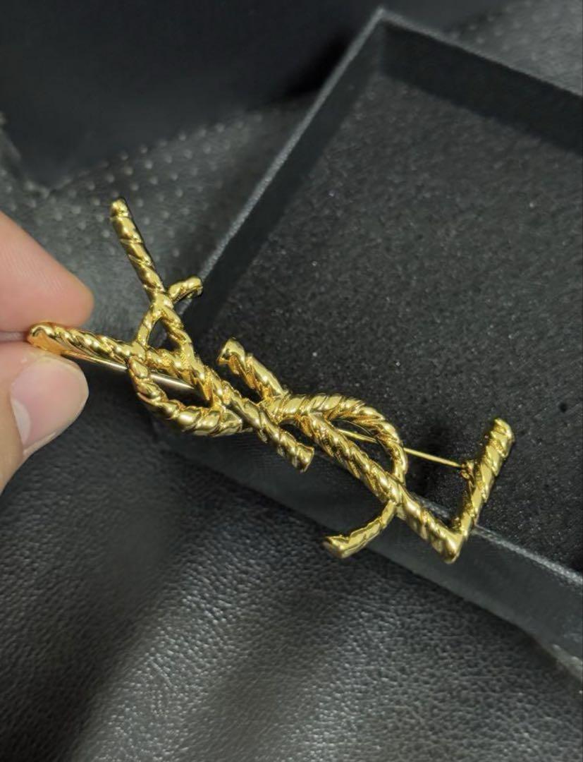 【✨新品未使用品✨】Yves Saint Laurent ゴールドブローチ