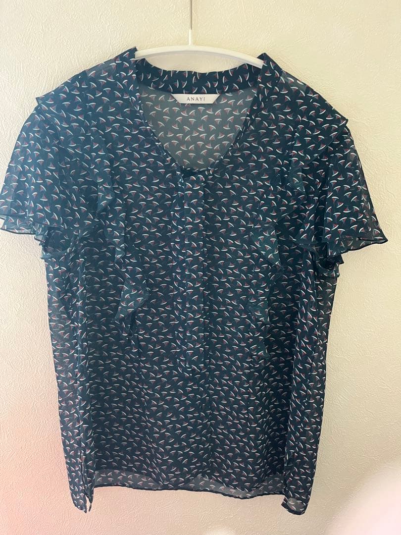 ANAYI フリル付きシフォンブラウス ネイビーヨット柄38