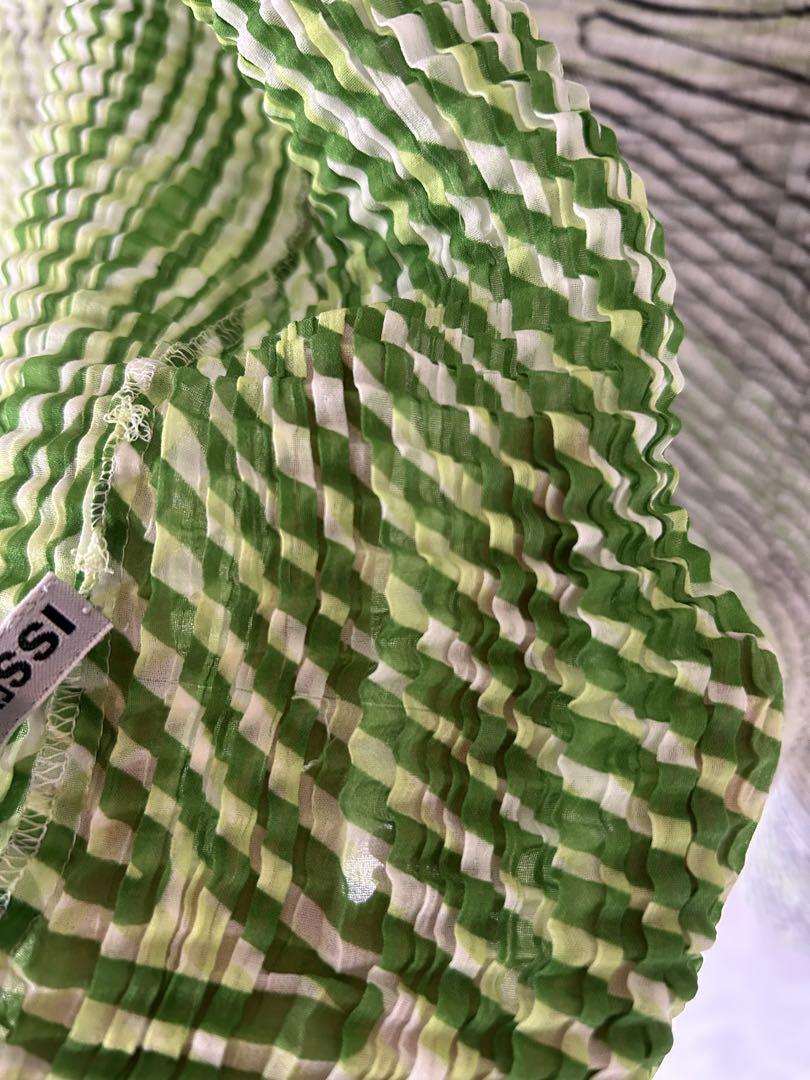 ISSEY MIYAKE イッセイミヤケ プリーツトップス