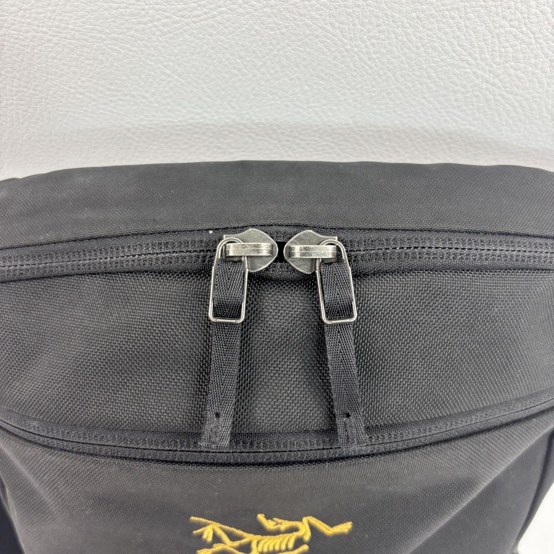 廃盤カラー✨Arc’teryx マンティス2 ショルダーバッグ