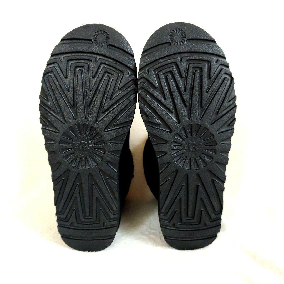 まる未使用品アグ UGG ムートンブーツ クラシック ミニ II 黒