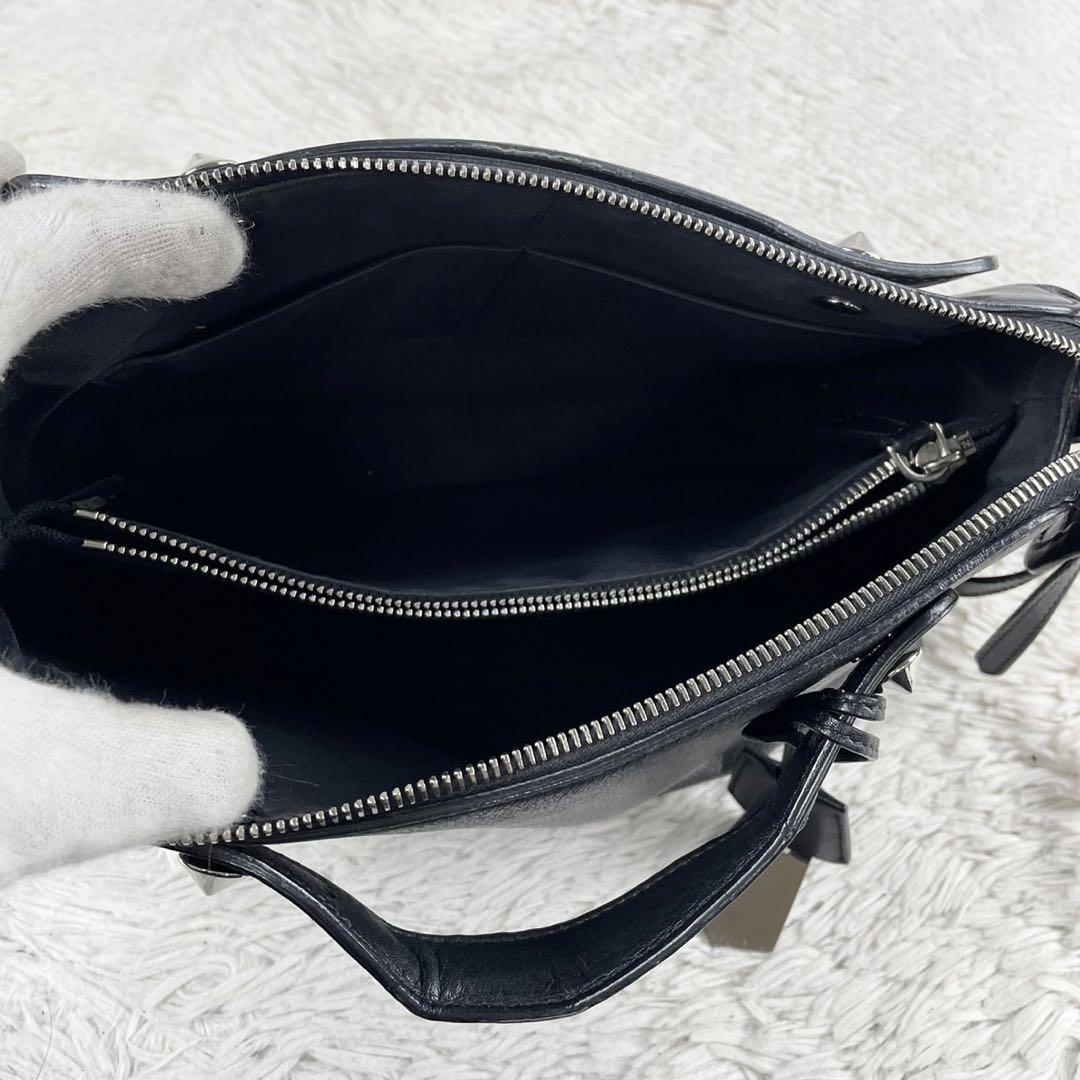 美品 フェンディ レザー 2WAY ショルダーバッグ バイザウェイ チャーム 黒