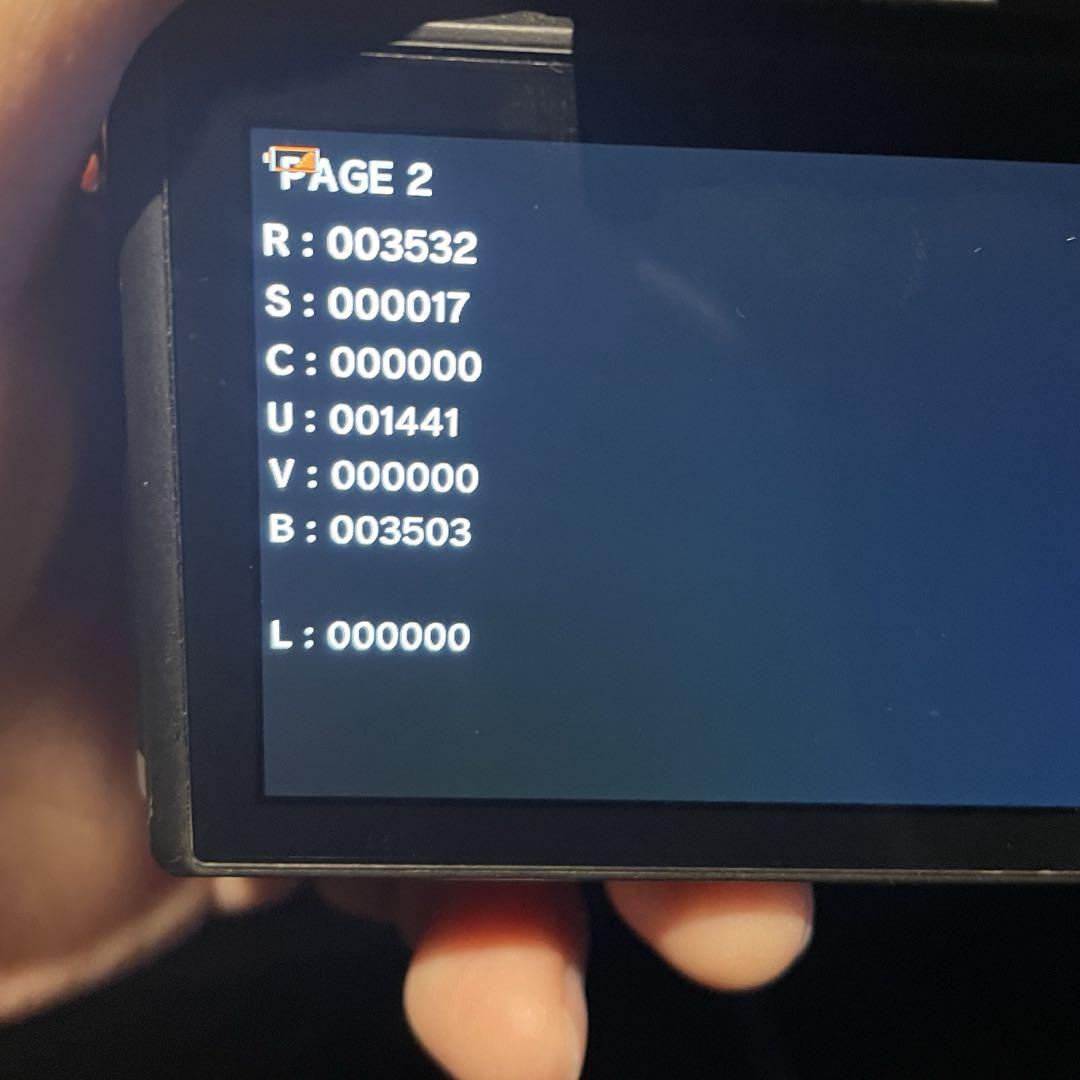OLYMPUS E-M10 Mark II 本体　レンズ