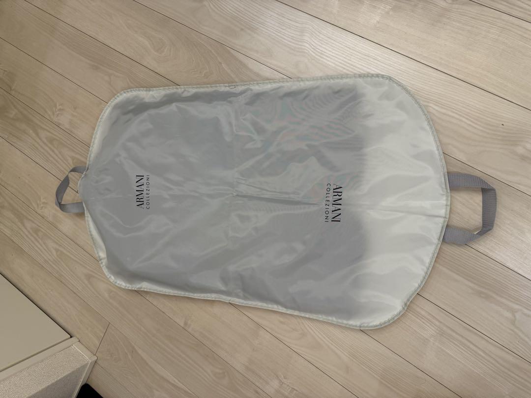 ARMANI ブラックストライプ ビジネススーツ