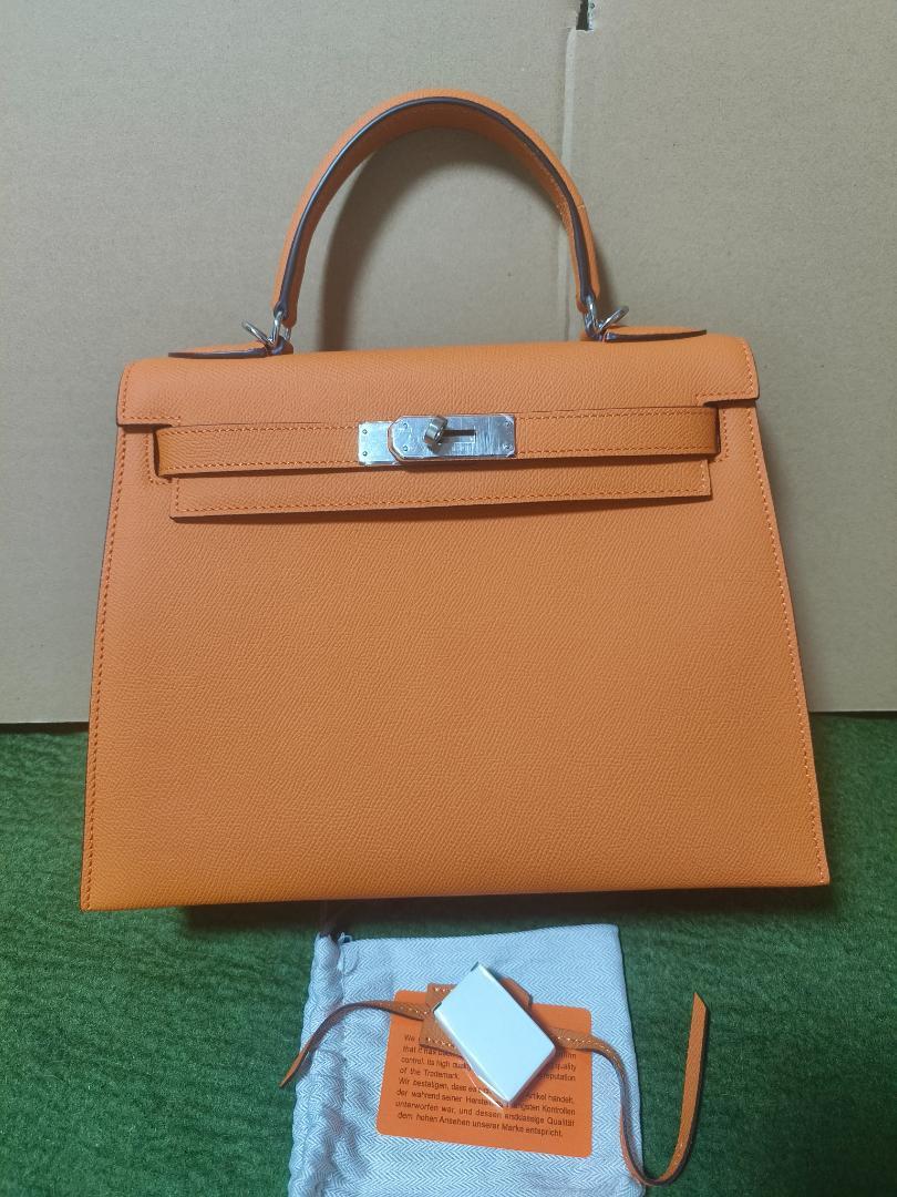 蓋付き白青マグカップ 5,394円