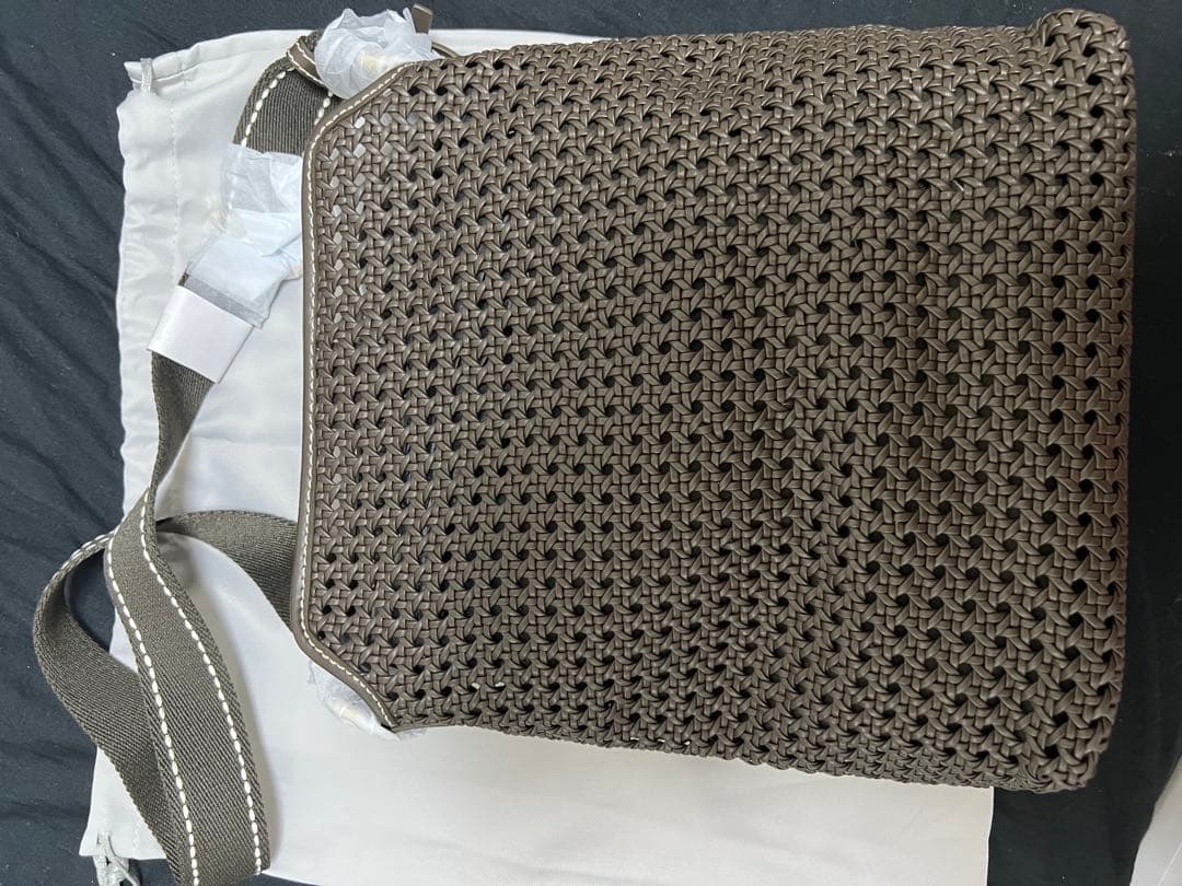 Cecily セシリー ウーブンラージショルダーバッグ