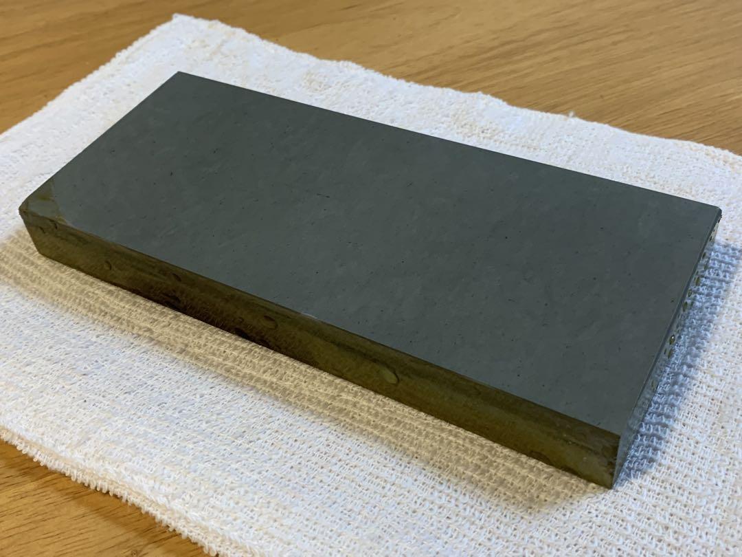 天然砥石　正本山　上物　水浅葱　硬め　仕上げ砥石　848g