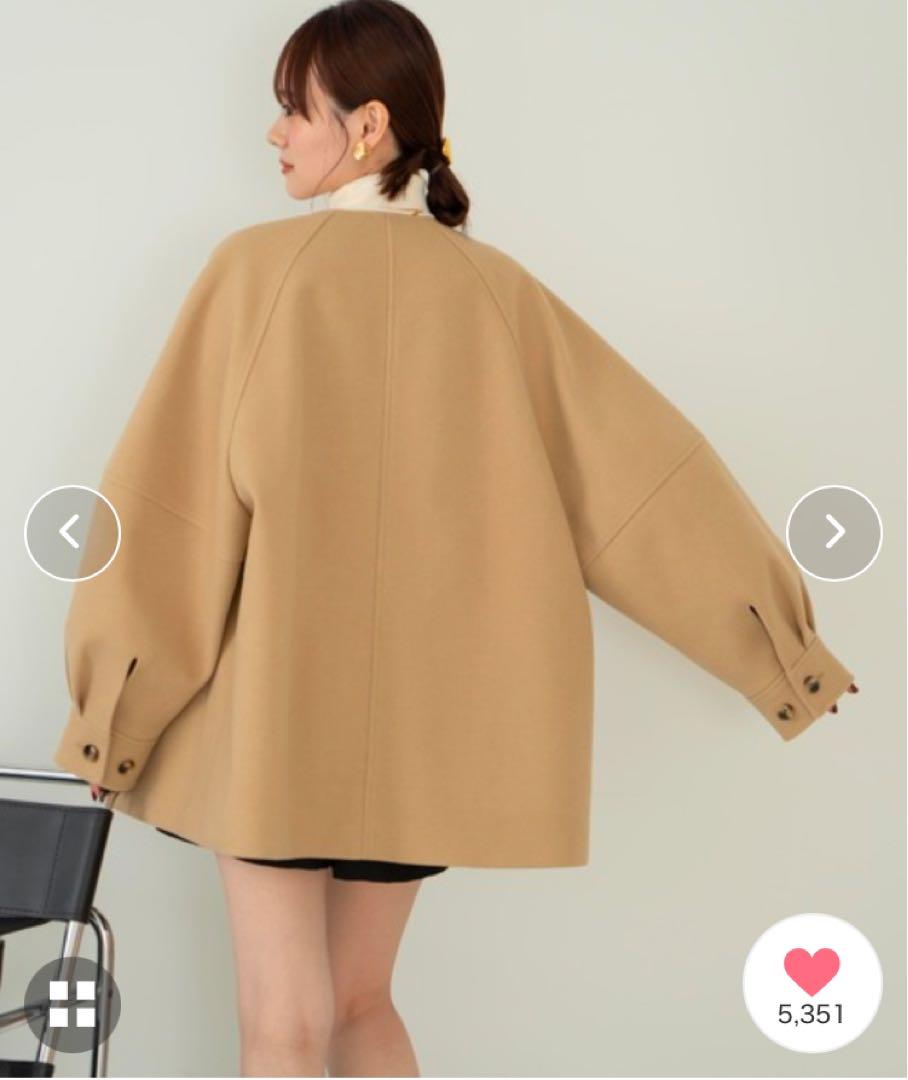 hinari　ウェーブデザインミドルコート　ベージュ　Sサイズ hinari（ヒナリ）の「ウェーブデザインミドルコート（その他