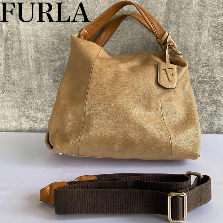 【希少 美品】FURLA エリザベス 2way ホーボー　型押し　ベージュ