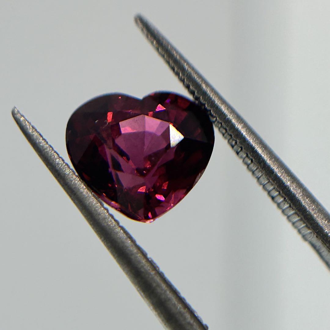 天然ロードライトガーネット 1.89ct