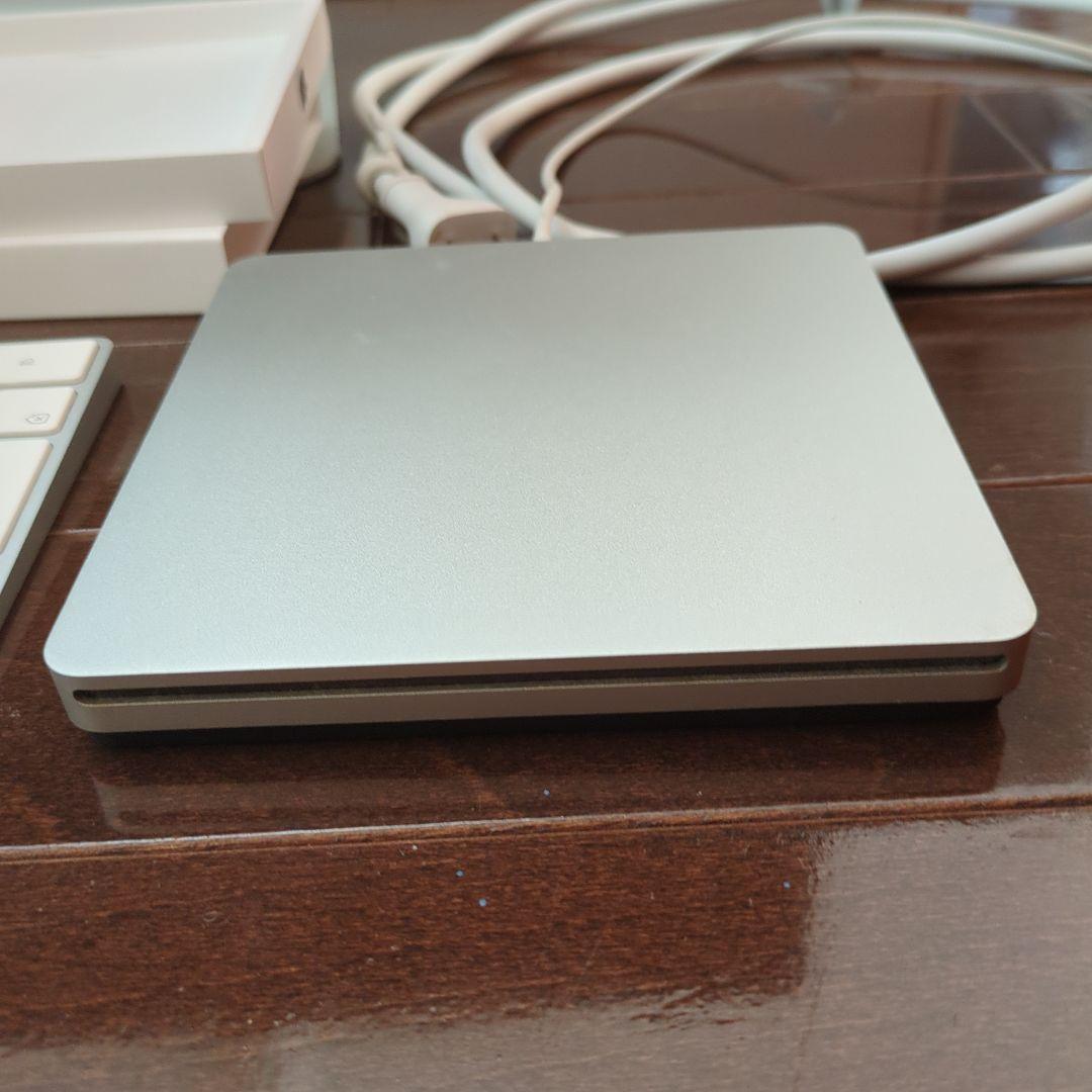 在庫処分セール テ iMac 21,5inch、キーボード、DVDドライブ付 late 2013 Macデスクトップ