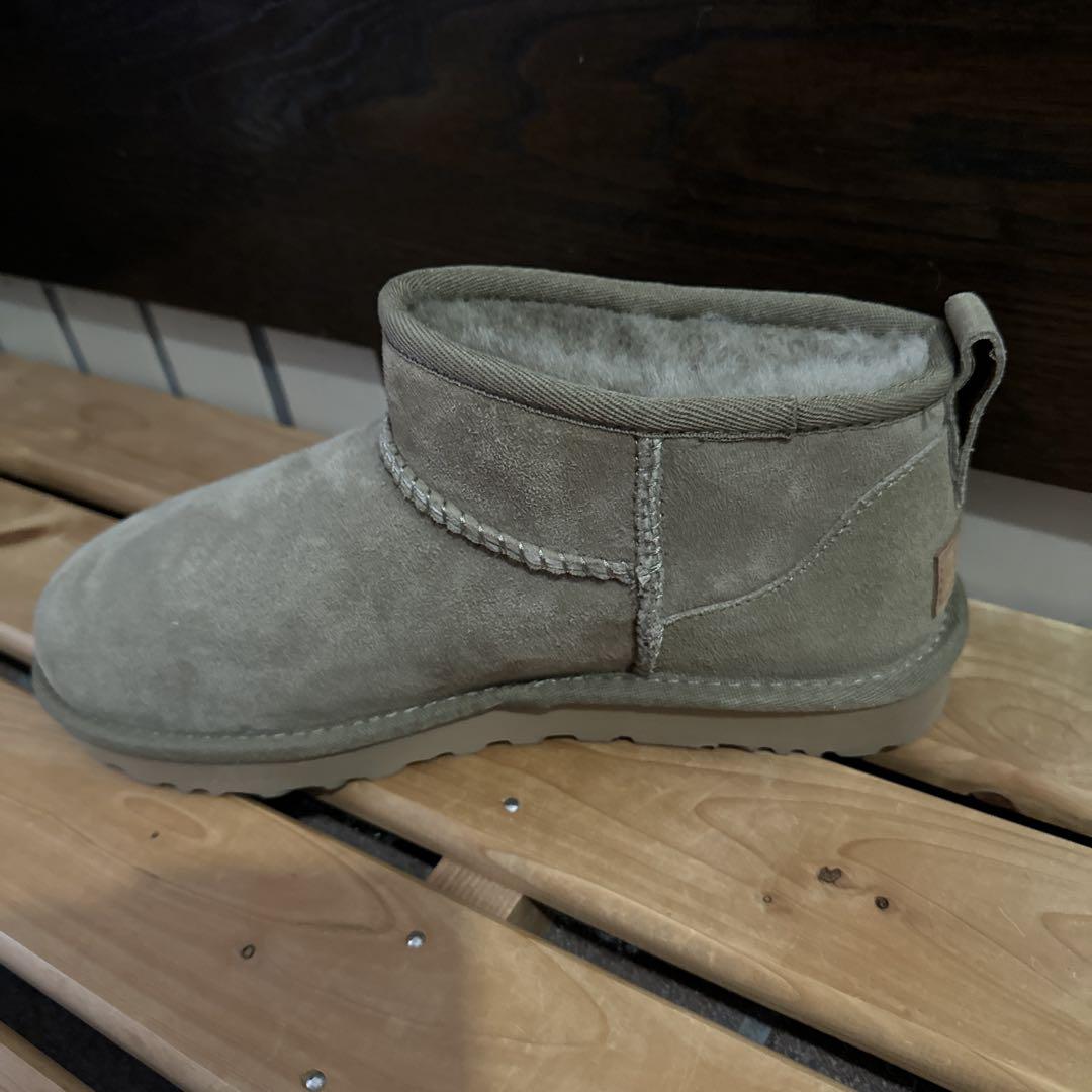 UGG Classic Ultra Mini アグ　ウルトラミニ　ムートンブーツ