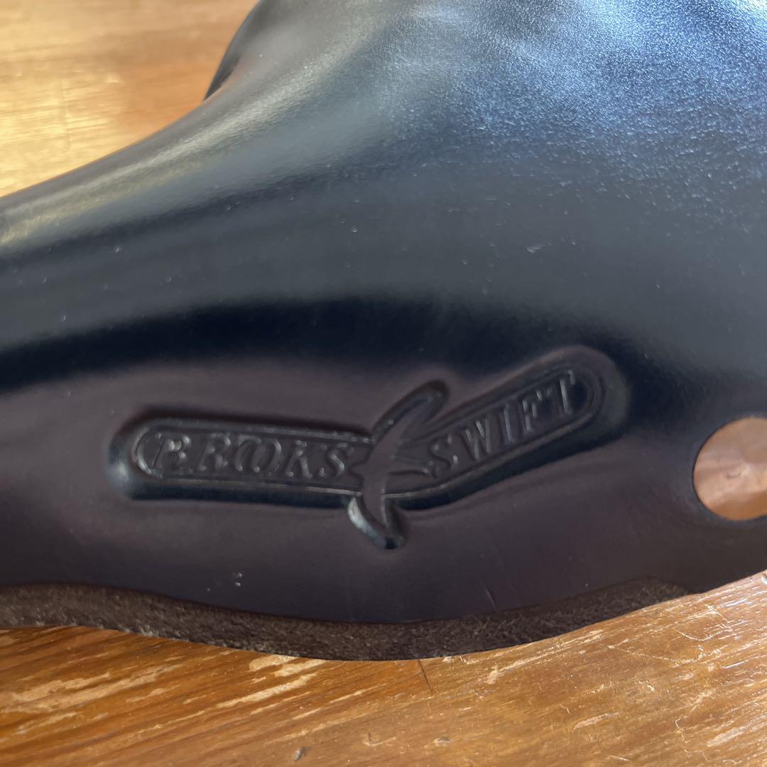 BROOKS swift chrome ブルックス　スウィフトクローム　ブラック