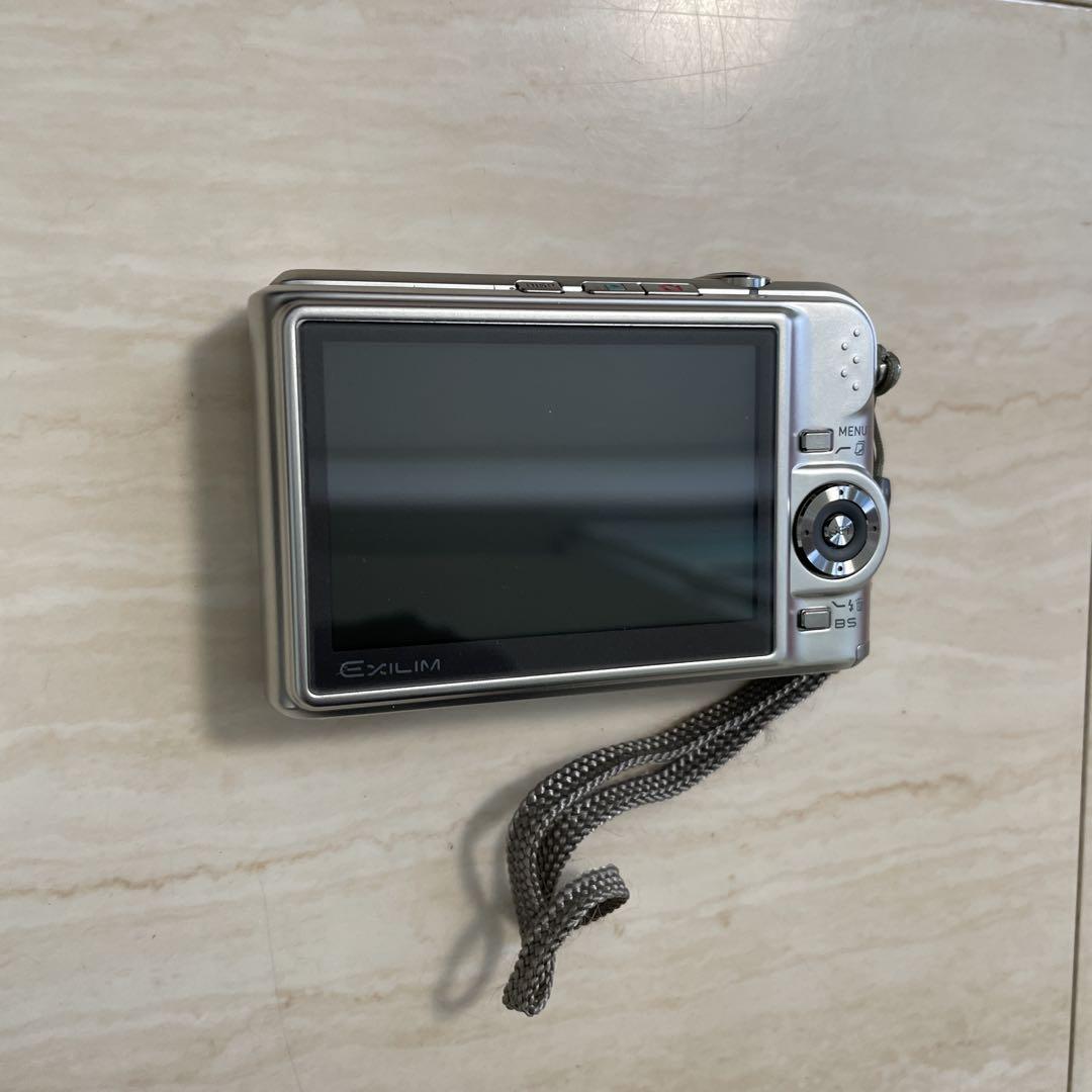 CASIO EXILIM EX-Z1000 デジタルカメラ シルバー