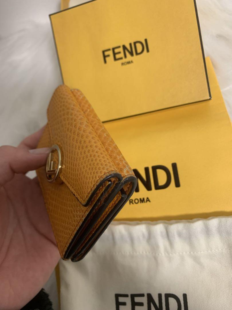 レア！定価5万！FENDI 折り財布