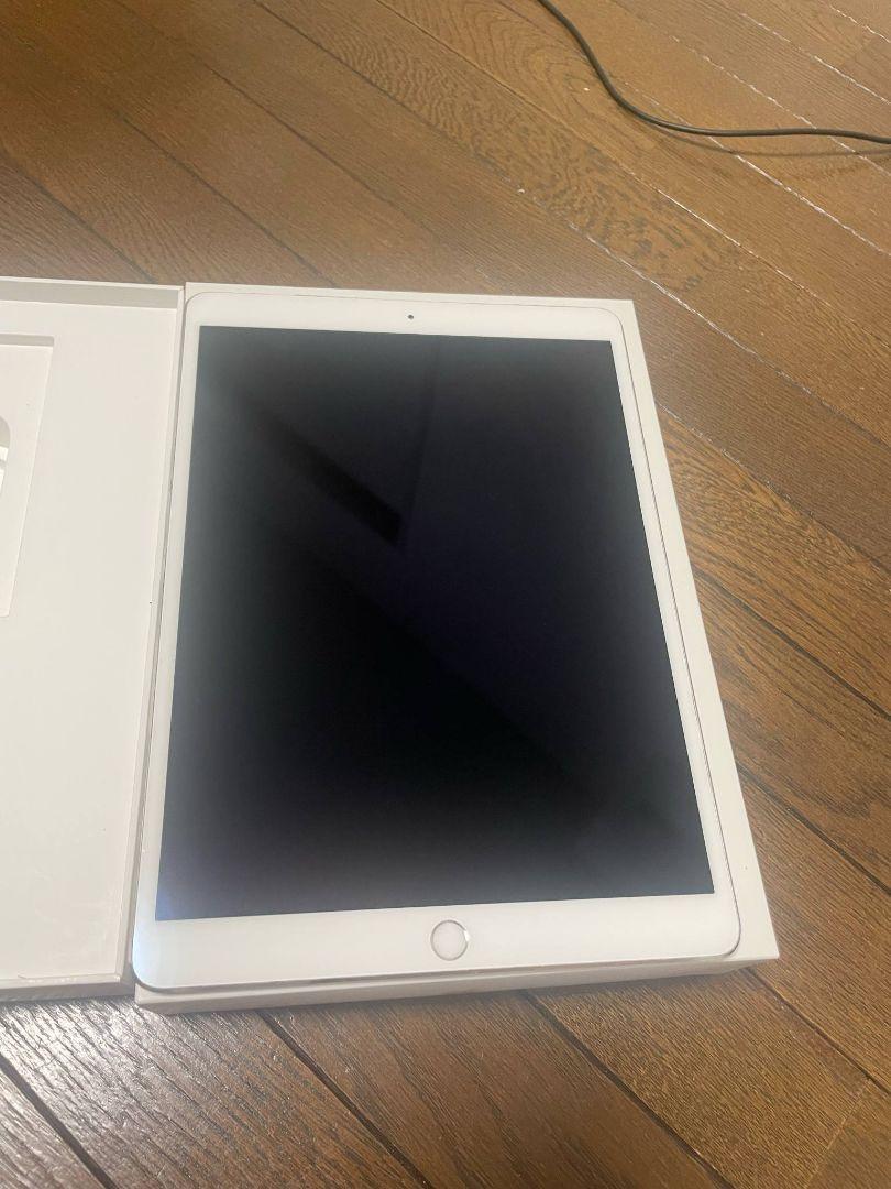 iPad Pro 10.5インチWi-Fiモデル64GBシルバーバッテリー96％