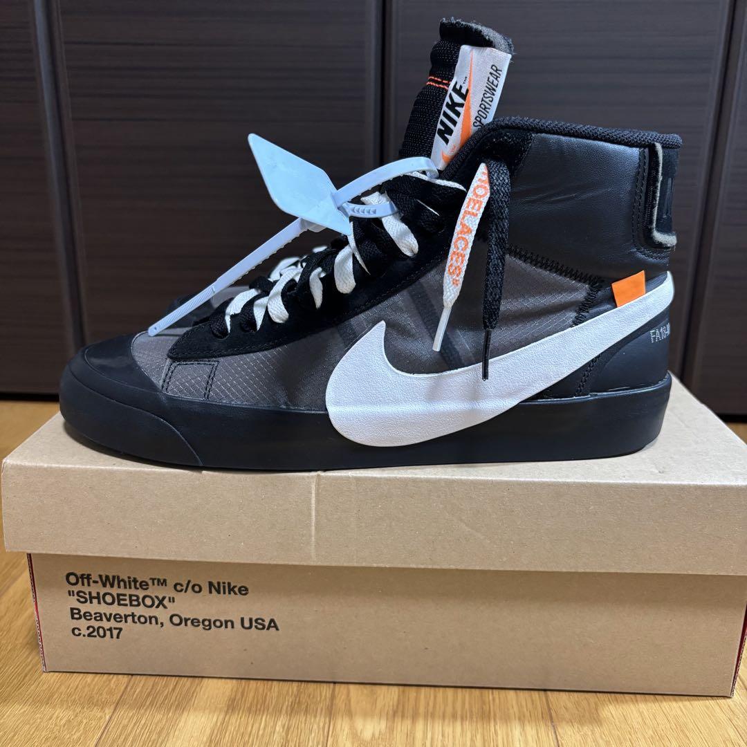 NIKE Off-White Blazer Mid