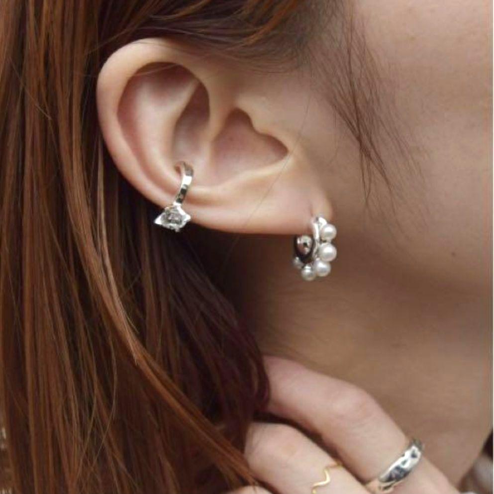 e.m.　パールフープピアス