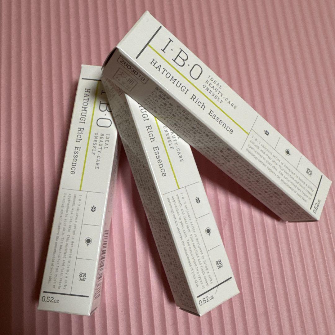 3本セット！ I・B・O ハトムギ配合リッチエッセンス