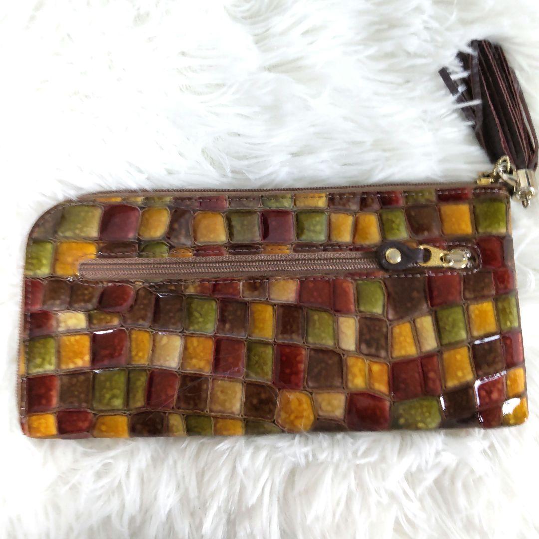 訳あってお買い得！30～80％OFF 美品】アタオ マルチカラーステンドグラス長財布 レザー ロゴ 小物