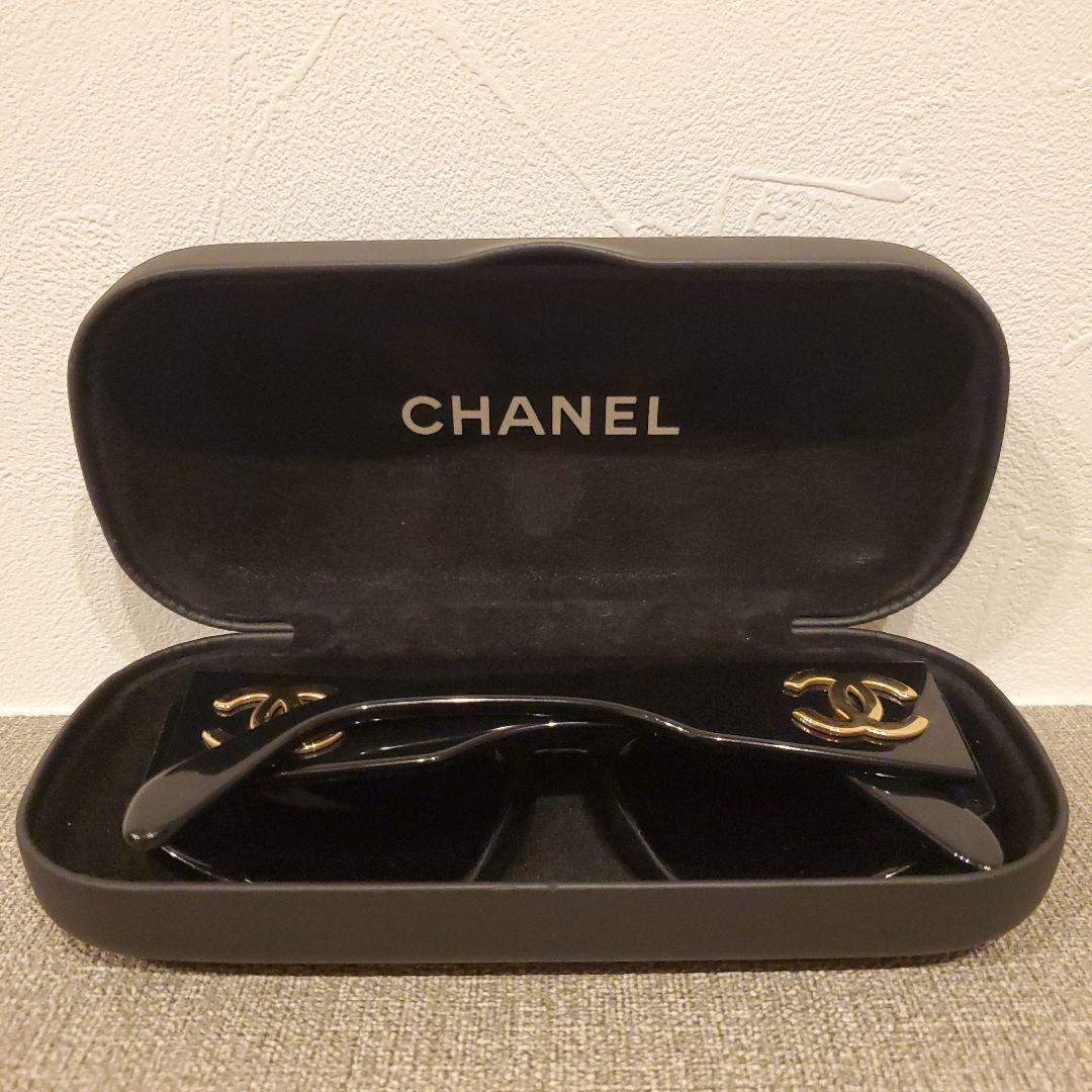 王道【CHANEL】シャネル サングラス ココマーク ブラック×ゴールド 王道【CHANEL】シャネル サングラス ココマーク ブラック×ゴールド
