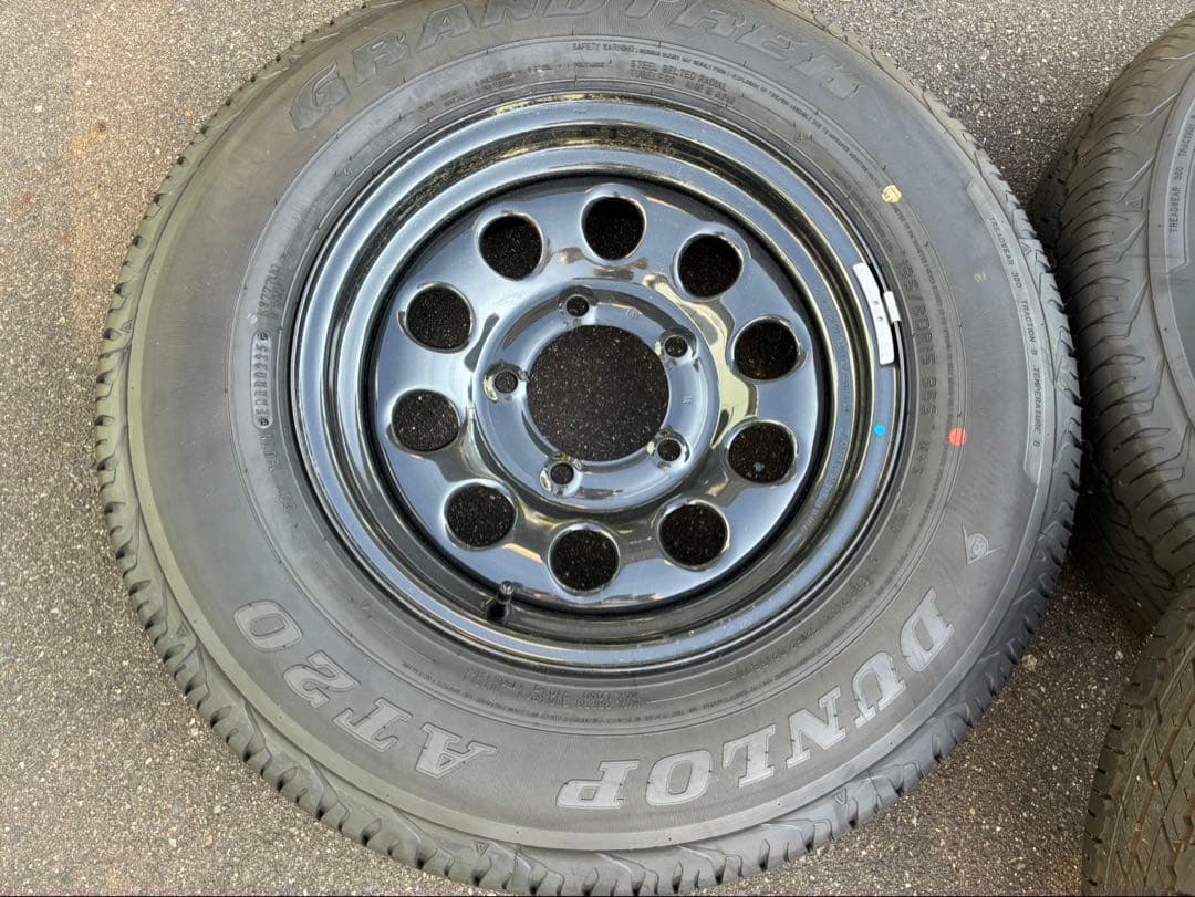 【 ジムニーシエラ 】 純正15インチ タイヤ・ホイールセット ⭐︎⭐︎送料込み⭐︎⭐︎