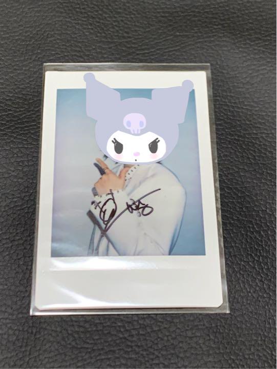 WEi ヨンハ サイン入りチェキ ポラロイド