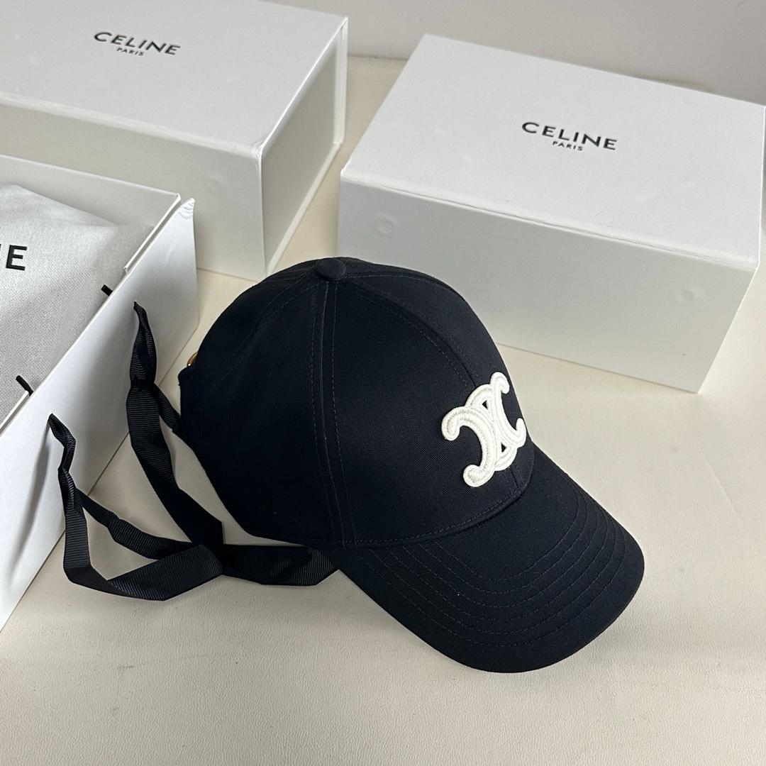 CELINE ベースボールキャップ ブラック【すぐ届く】 ☆CELINE☆ セリーヌ トリオンフ ベースボールキャップ (CELINE