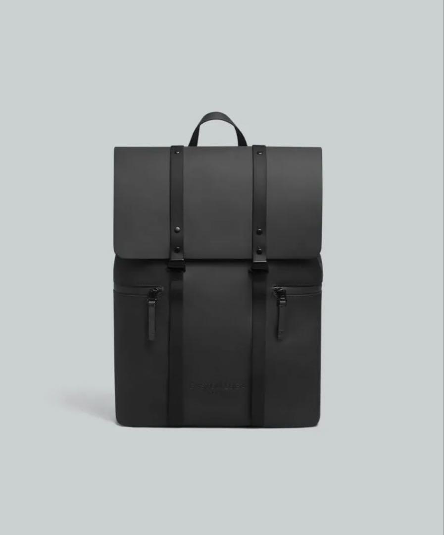 【値下げ】GASTON LUGA バックパック14L 黒　スウェーデンブランド
