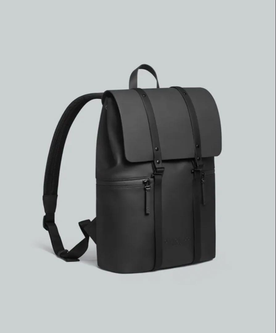 【値下げ】GASTON LUGA バックパック14L 黒　スウェーデンブランド